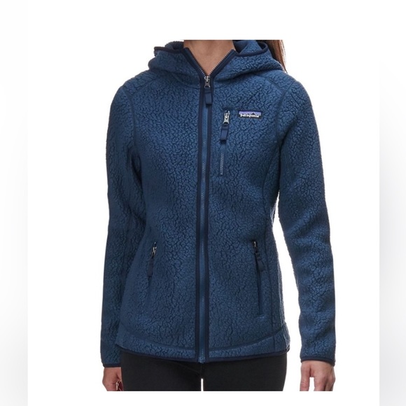 Patagonia Jackets & Blazers - Patagonia Navy Retro-pile Hoodie. Women’s Medium.